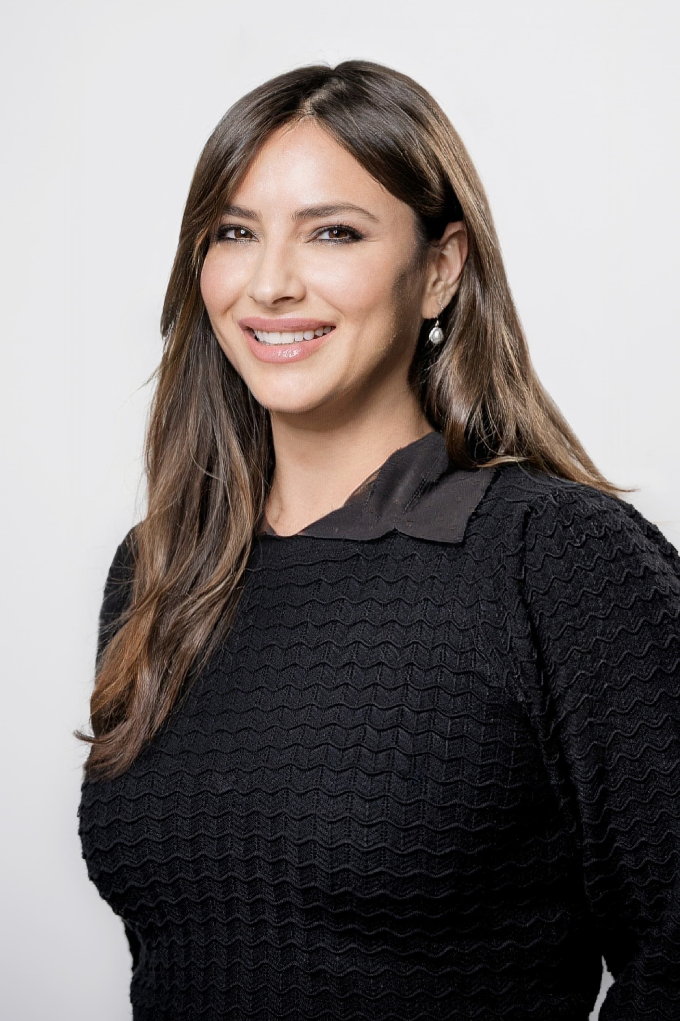 Mia Memedi, Geschäftsführerin